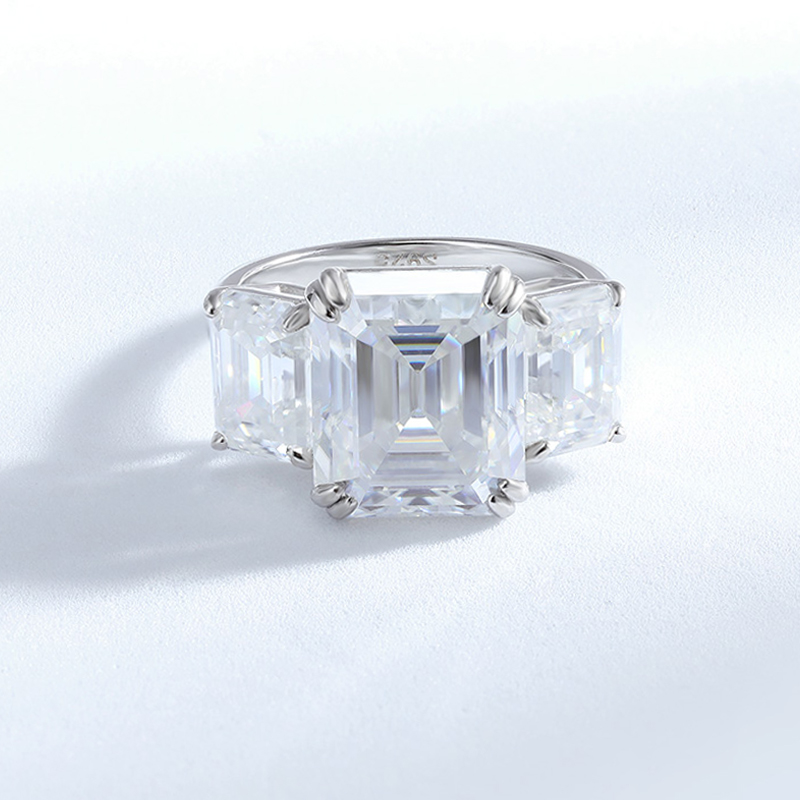 Smyoue 12cttw エメラルドカット フルモアッサナ - Statement Cocktail Ring のレビューと価格