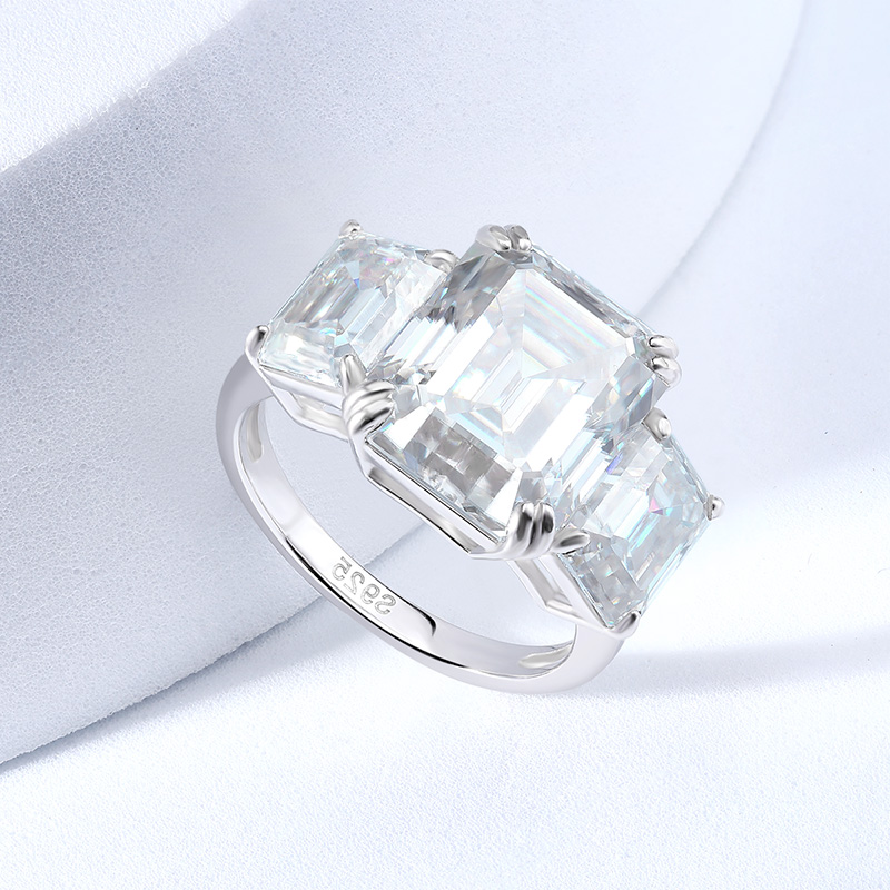 Smyoue 12cttw エメラルドカット フルモアッサナ - Statement Cocktail Ring のレビューと価格