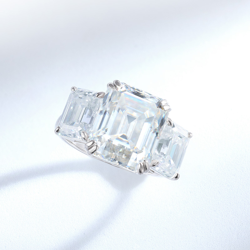Smyoue 12cttw エメラルドカット フルモアッサナ - Statement Cocktail Ring のレビューと価格