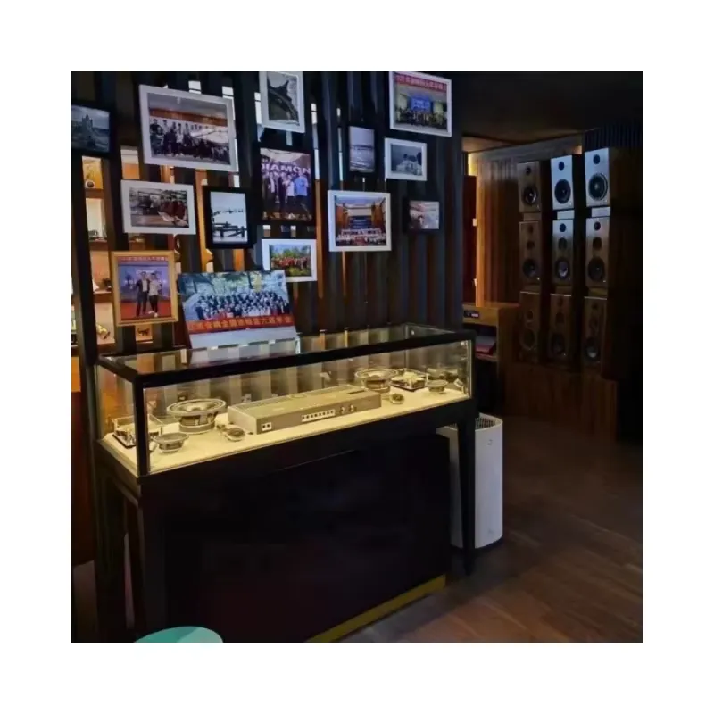 カスタムモダン木製LEDディスプレイ棚ラック、モールジュエリ - Used Jewelry Watches のレビューと価格