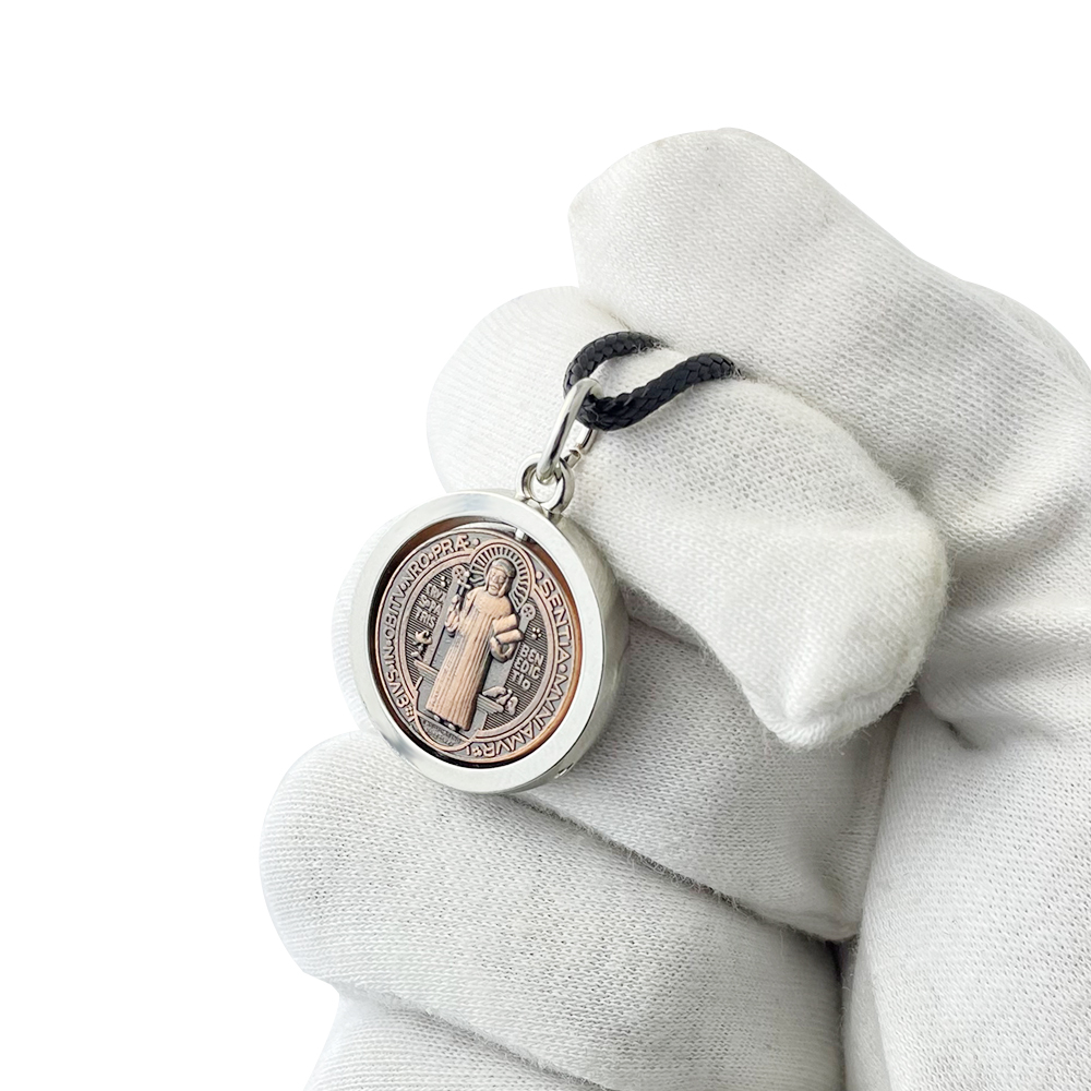 新しい聖ベネディクトメダルネックレス カトリック保護十字架ペ - Jewelry & Watches Store のレビューと価格